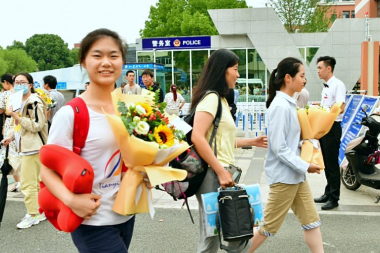 莘莘学子能不能读xin?