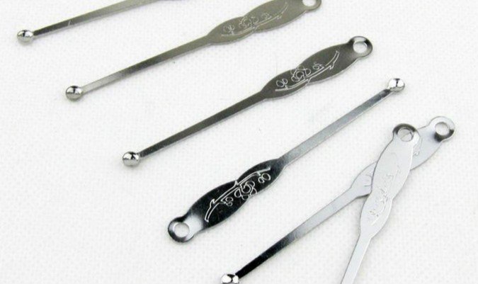 耳挖勺、棉签、发卡怎么掏耳朵最好？