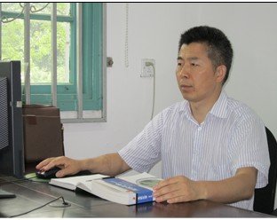 高友良的人物生平