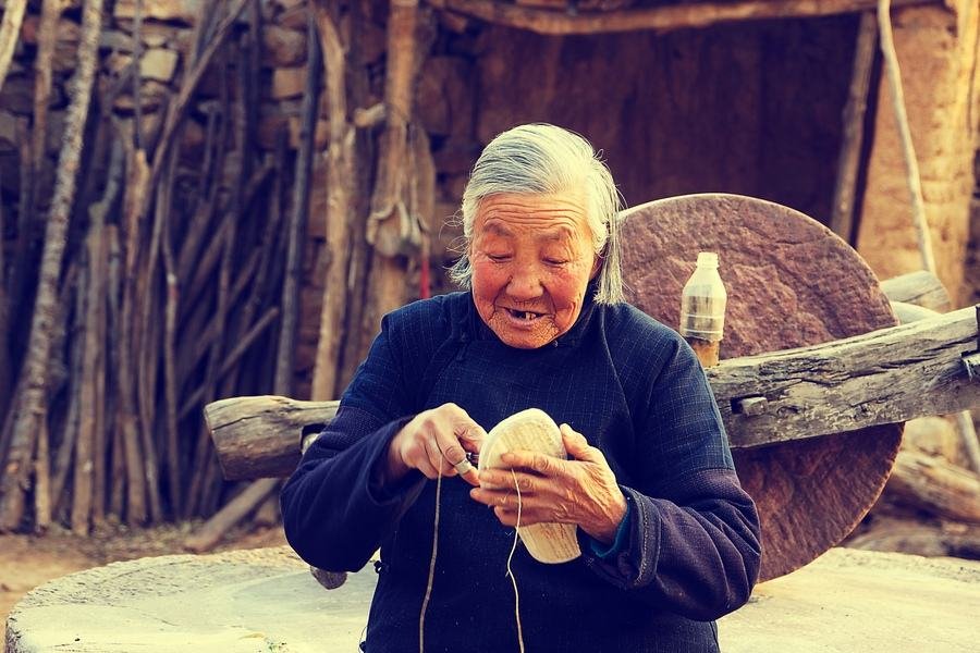 关于敬老爱老的古诗（一定要古诗，唐诗宋词。）急用，谢谢。