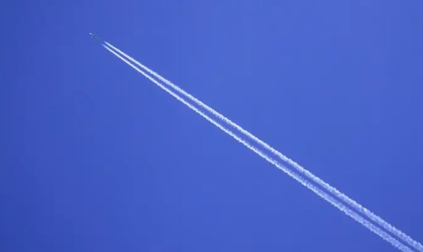 航迹云形成的理由