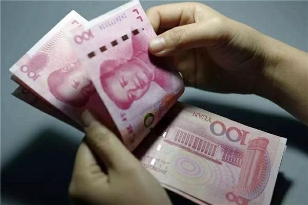 为什么有些用久了的钞票会有一股味道,而且味道都差不多?