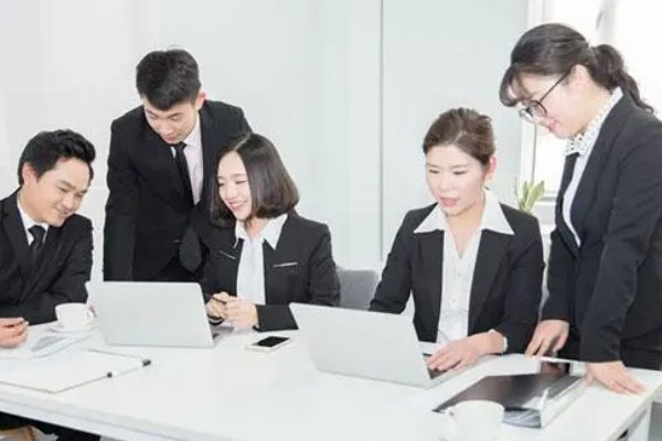 派遣的解释意思