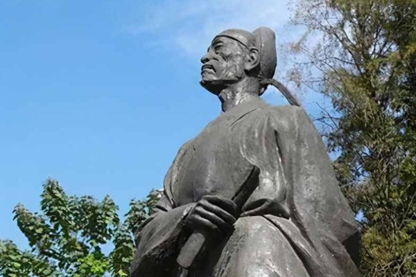 无处不飞花的完整诗句