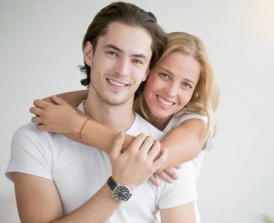 一段感情久了，为什么女方会越陷越深，男方反而越来越浅？