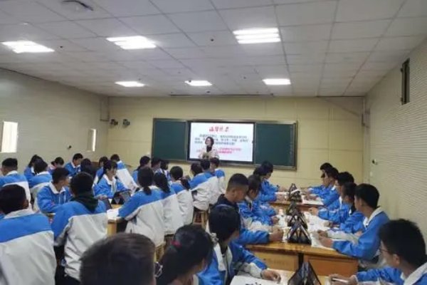 于予与何诛的意思