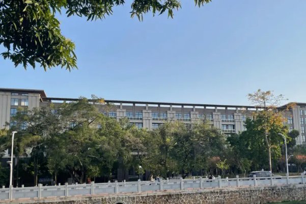 读研究生哪个学校最好