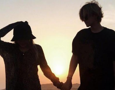 周扬青的父亲周载群曾任中国银行副行长一职，究竟身价多少？