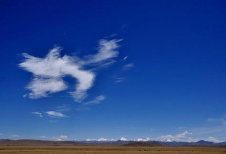 蓝蓝天空像什么？填空