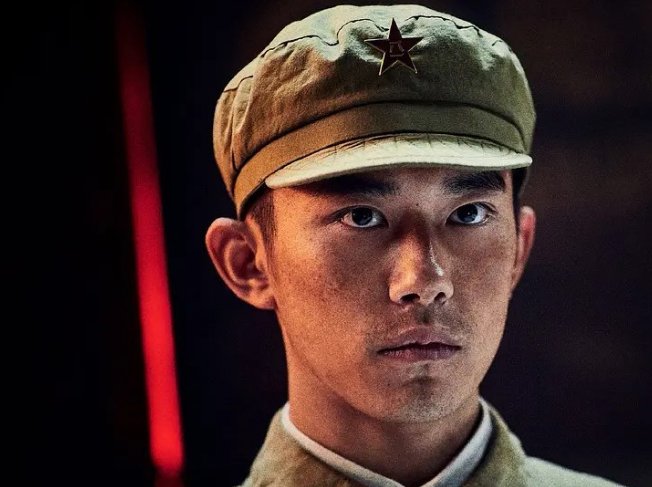 《长津湖》男主角是谁？