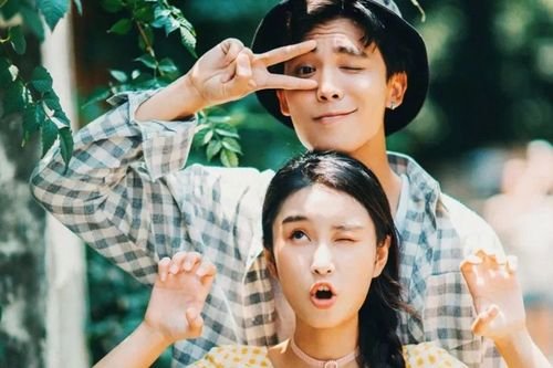 假如你的前妻跟你的一个朋友在一起了,你会不会跟他们断联?