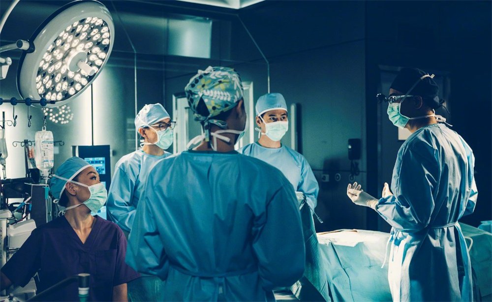 《星空下的仁医》大结局来了，观众对于这个结局满意吗？