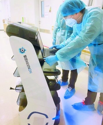 各地为防藏人，高速出口用上生命探测仪，还有哪些高科技用在了防疫上？