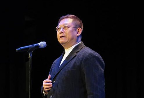 《舌尖上的中国》配音是谁?