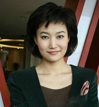 谁知道央视新闻频道所有女主播的姓名？