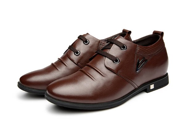 男鞋品牌排行榜前十名休闲鞋