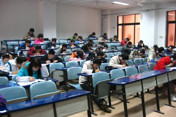 大学英语四级多少分算合格呢？