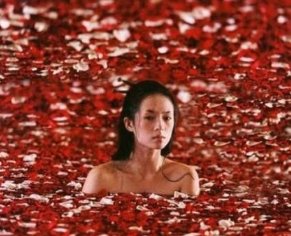 夜宴最后谁杀了皇后匕首为宫女凌儿所刺(实际真凶是欲望)