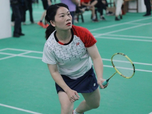 羽毛球一场比赛几个球