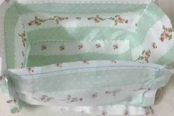 怎样自制布艺收纳箱