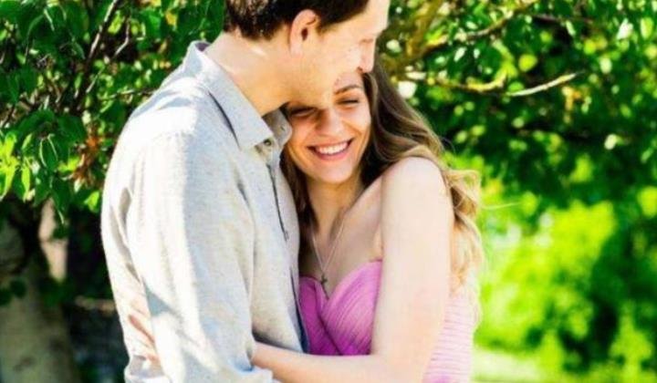 一段感情久了，为什么女方会越陷越深，男方反而越来越浅？