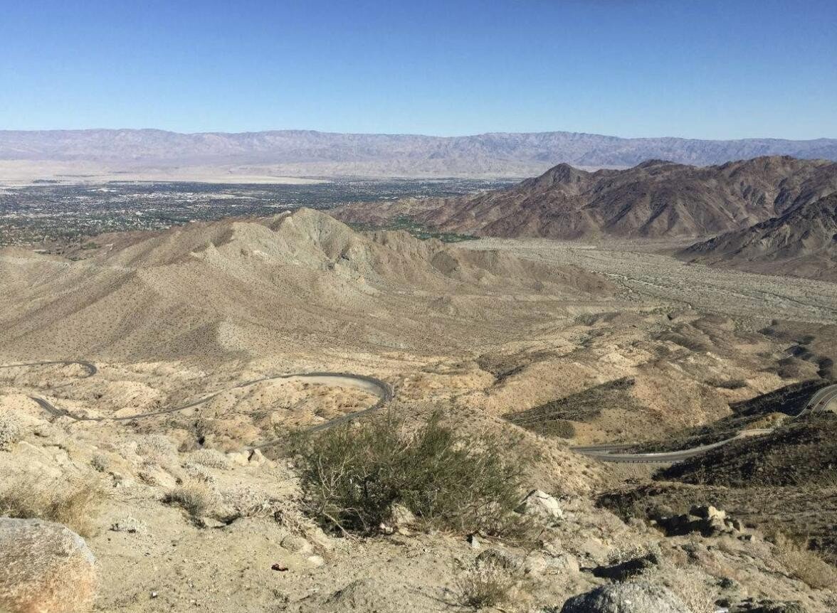 用不毛之地造句。