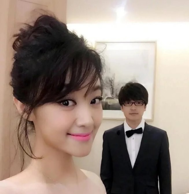 同样是男女搭档组合,玖月传奇和凤凰传奇相比差在哪里?