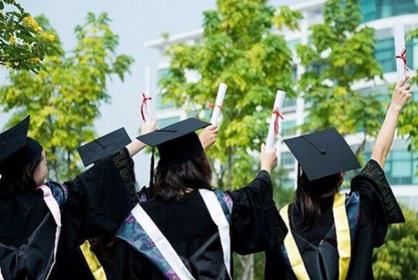 线段垂直平行线的性质和判定教案