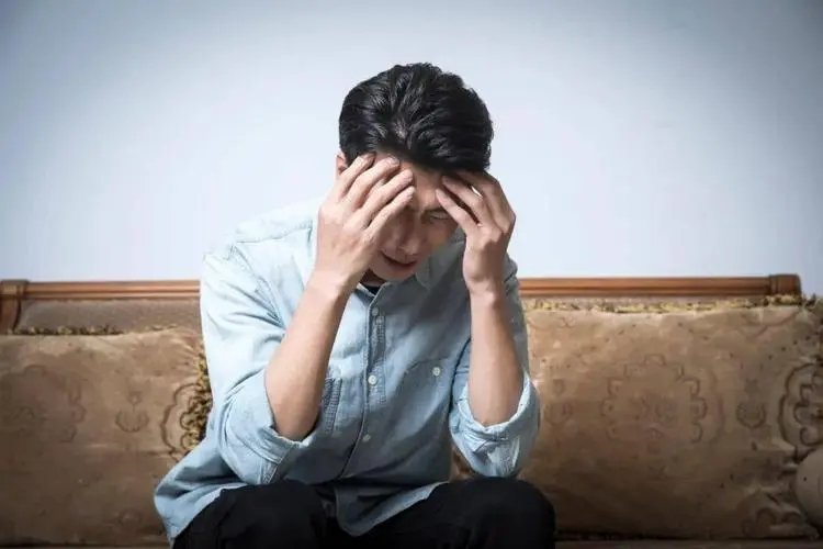 武汉一男子因焦虑过度中毒，导致中毒的原因和哪些习惯有关？