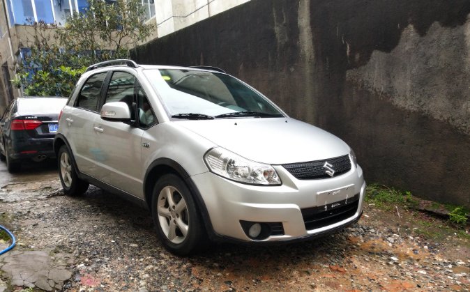 铃木天语sx4参数