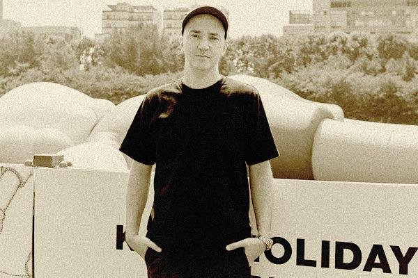 kaws牌子怎么读？