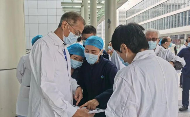 吴启华前任罗泳娴转行做中介，怀孕6个月仍不休，为何那么多港台艺人转行？