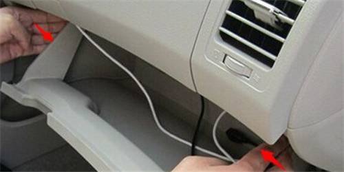 科沃兹怎么换空调滤芯