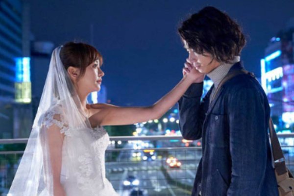 如果爱情可以解释的话,下一句是什么?表达了什么感情?