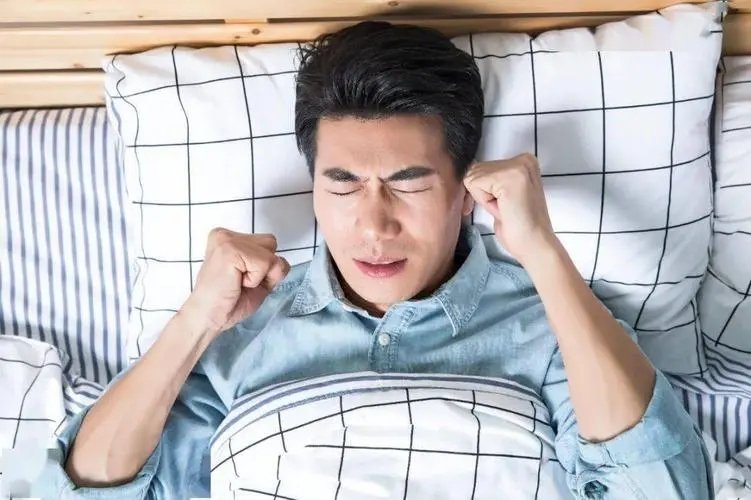 武汉一男子因焦虑过度中毒，导致中毒的原因和哪些习惯有关？