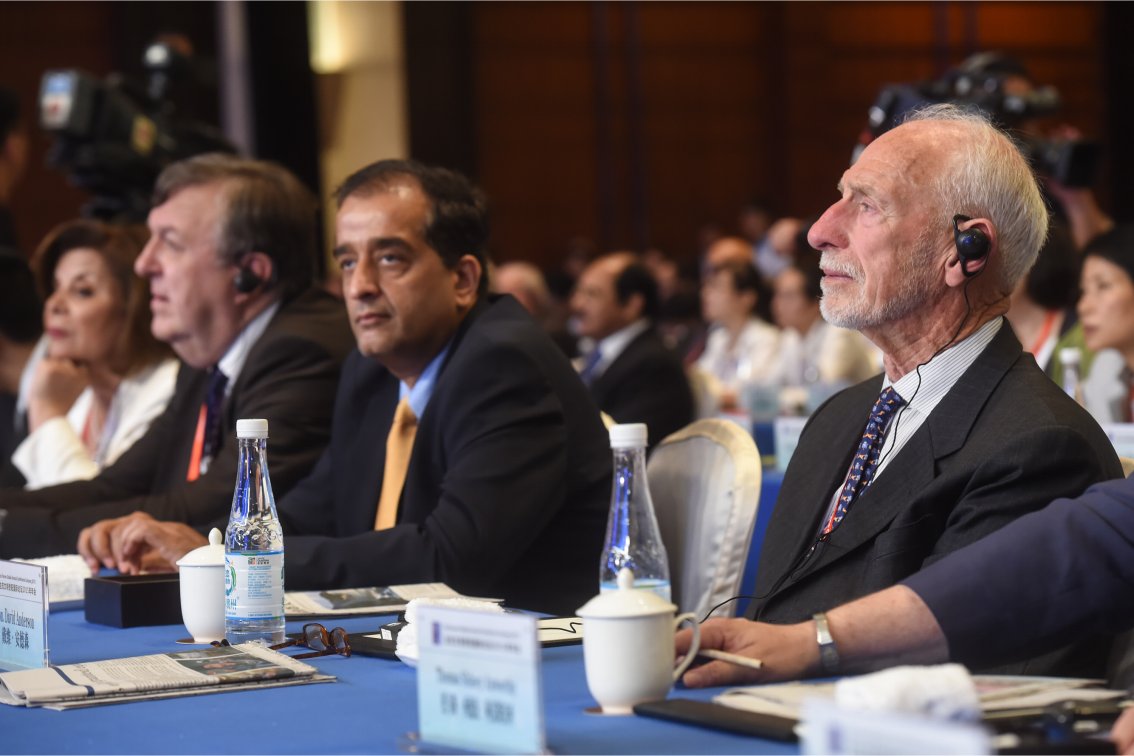 同传是什么意思