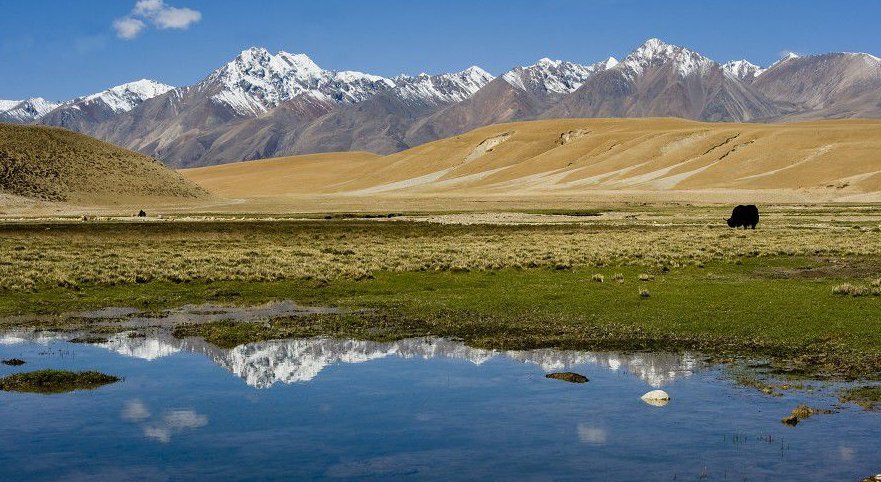 《在那遥远的地方》是哪里的民歌？