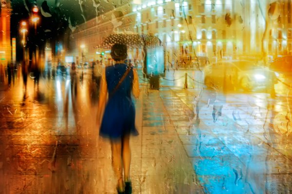 形容雨中漫步的佳句