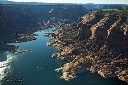 鲍威尔湖的介绍