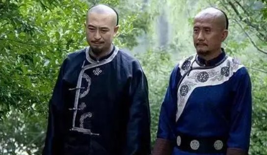 电视剧《大清盐商》阿克占结局是什么？