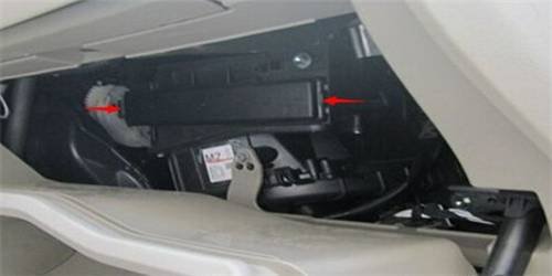 科沃兹怎么换空调滤芯