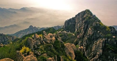 巍巍昆仑山下一句