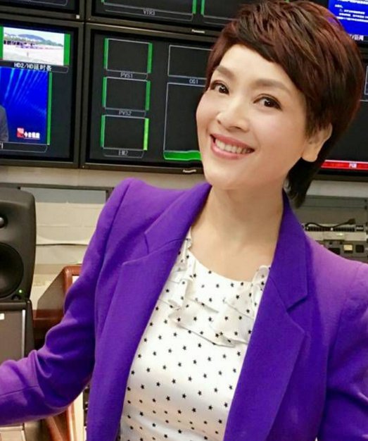 谁知道央视新闻频道所有女主播的姓名？