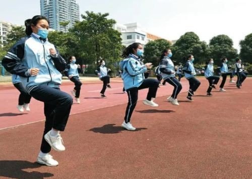 跄可以怎么组词