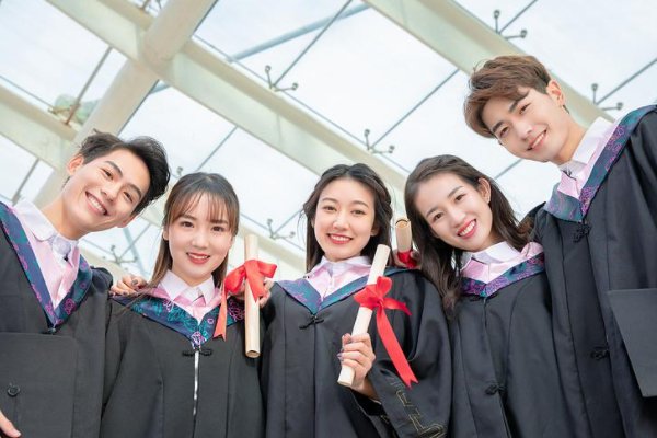 怎样知道自己的大学成绩单编号是多少啊？