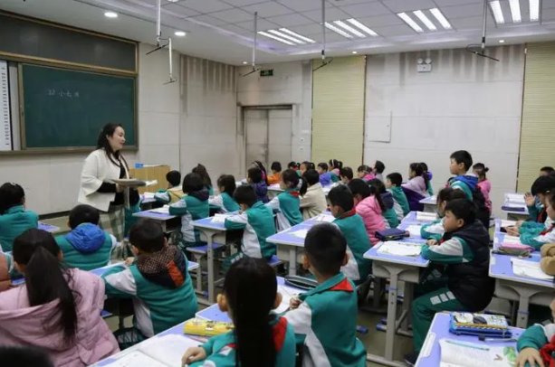 二话不说的意思解释