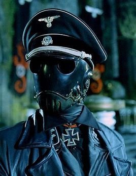 克焰人的早年经历