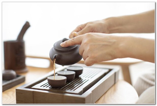 喝茶喝三口有什么讲究吗