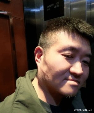 自家场地被张玉浩暴揍，发文求安慰反被骂，苗阜为何如此惹人讨厌？