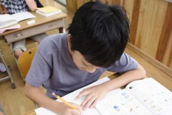 用很久很久以前造句